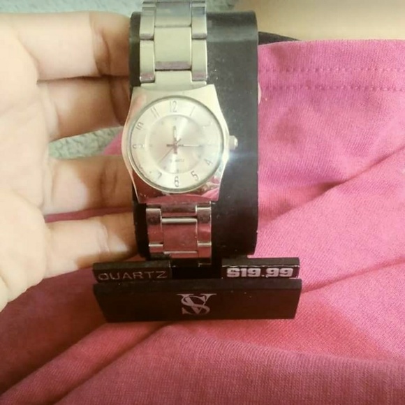 Watch - Picture 1 of 1